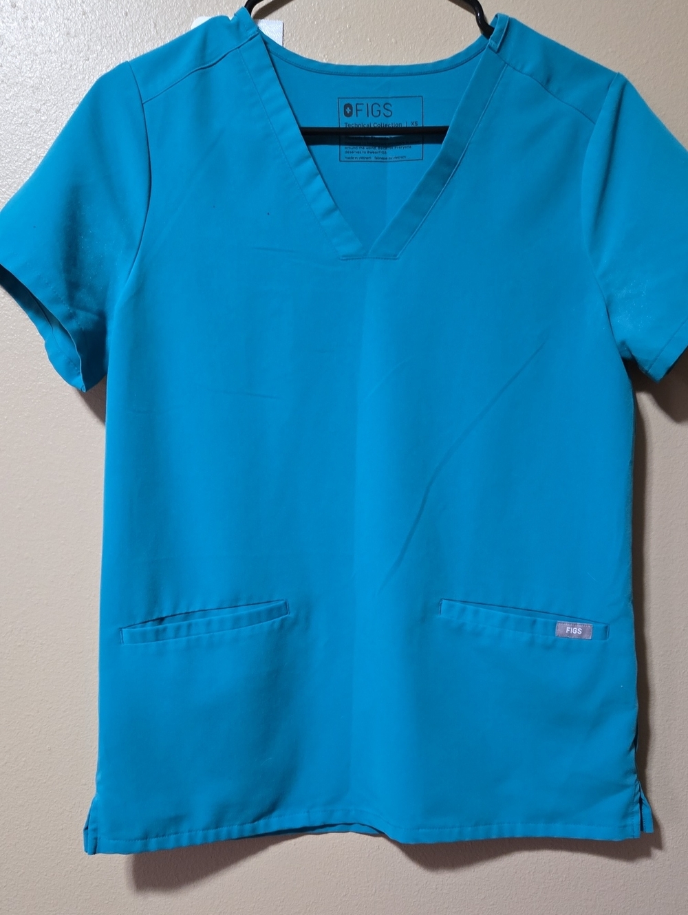 FIGS Women's Teal V-Neck Scrub Top